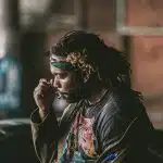Comment se faire des tresses collées homme