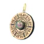 Pourquoi suivre la tendance des pendentifs Tiki