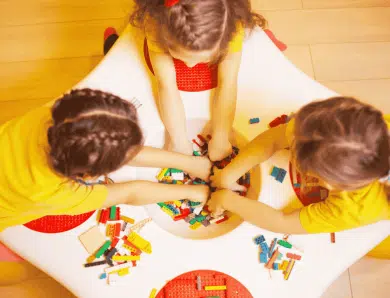 Les jeux de lettres : un outil puissant pour éveiller la curiosité des enfants