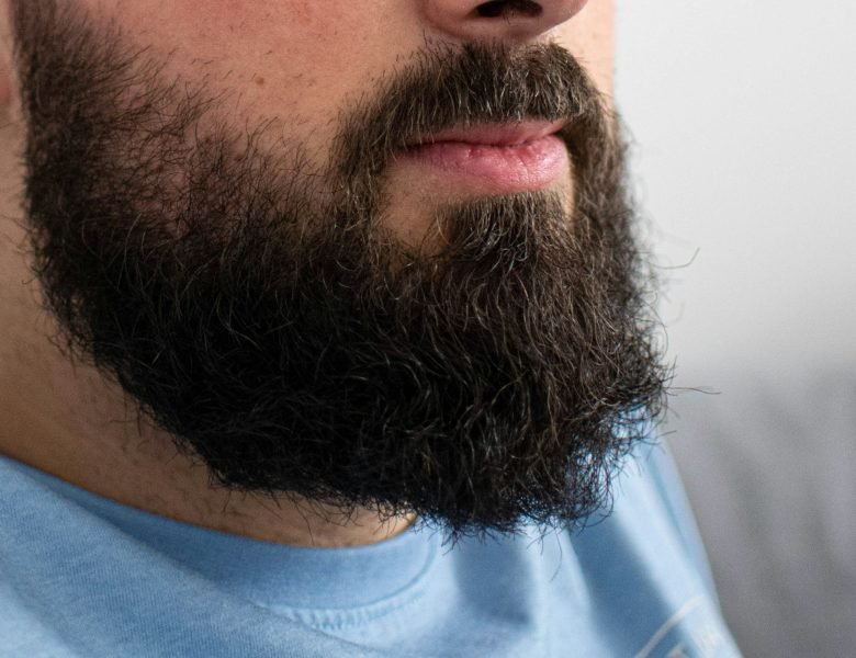 Obtenir une barbe parfaite pour sublimer la beauté masculine naturellement