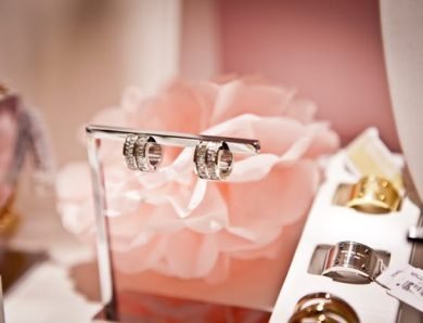 Bijoux artisanaux : l’authenticité au cœur de la création