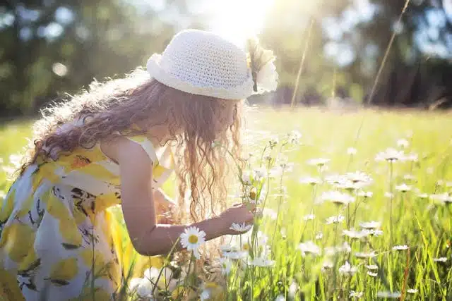 Comment habiller une petite fille de 5 ans au quotidien