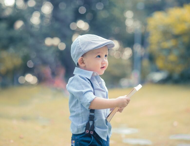 Tendance enfant : comment habiller votre enfant avec style et confort cette saison